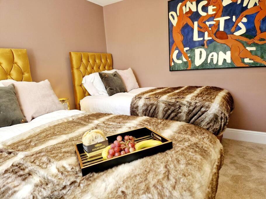 The Hamilton Luxury Let-the Duke