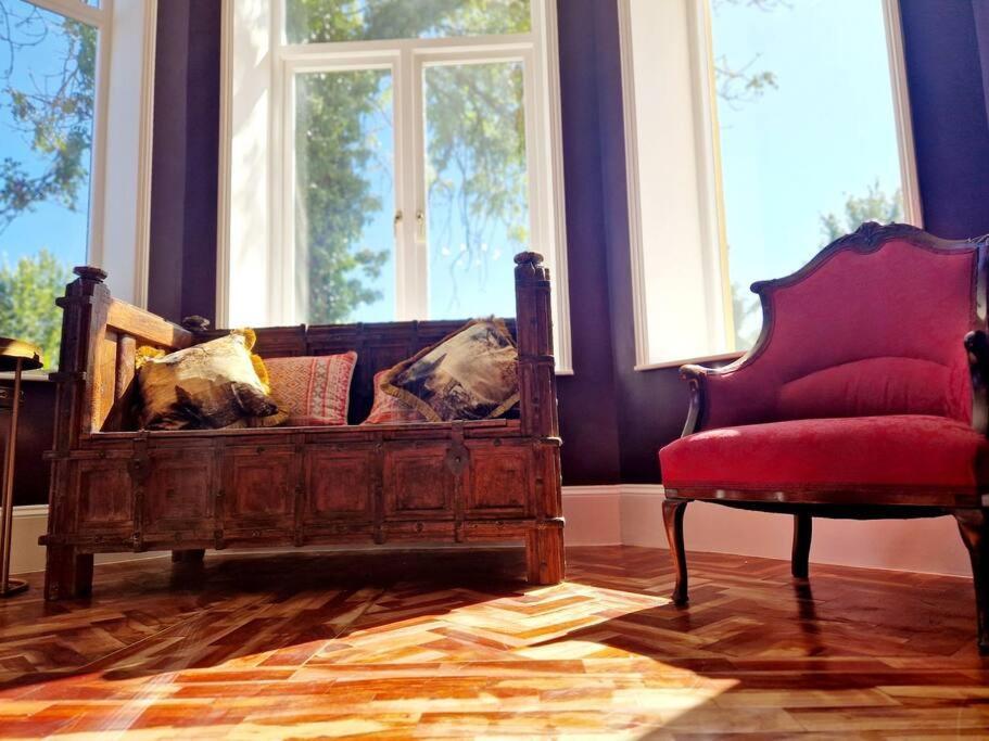 The Hamilton Luxury Let-the Duke * Scorton (Lancashire)