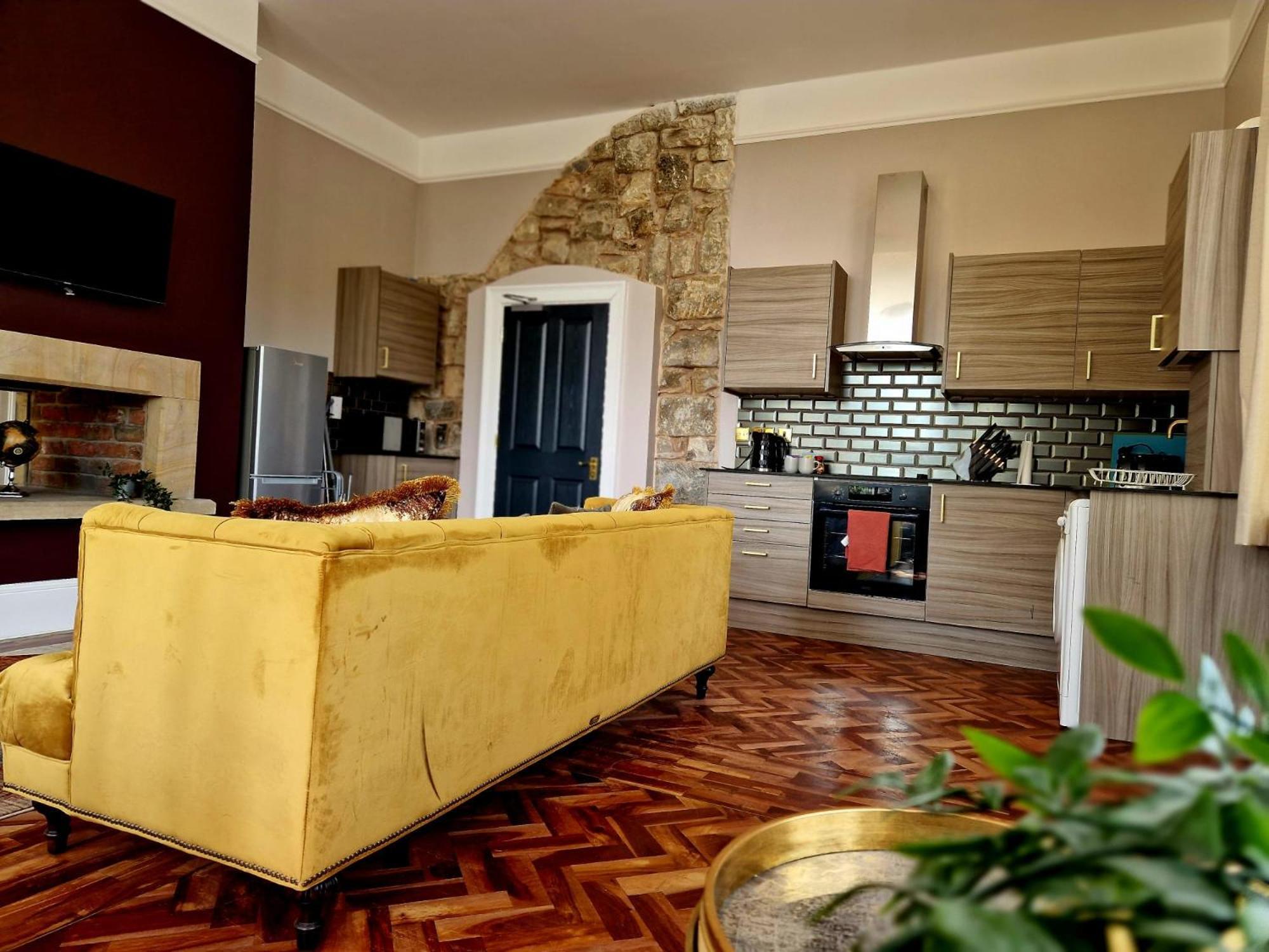 The Hamilton Luxury Let-the Duke Scorton (Lancashire)